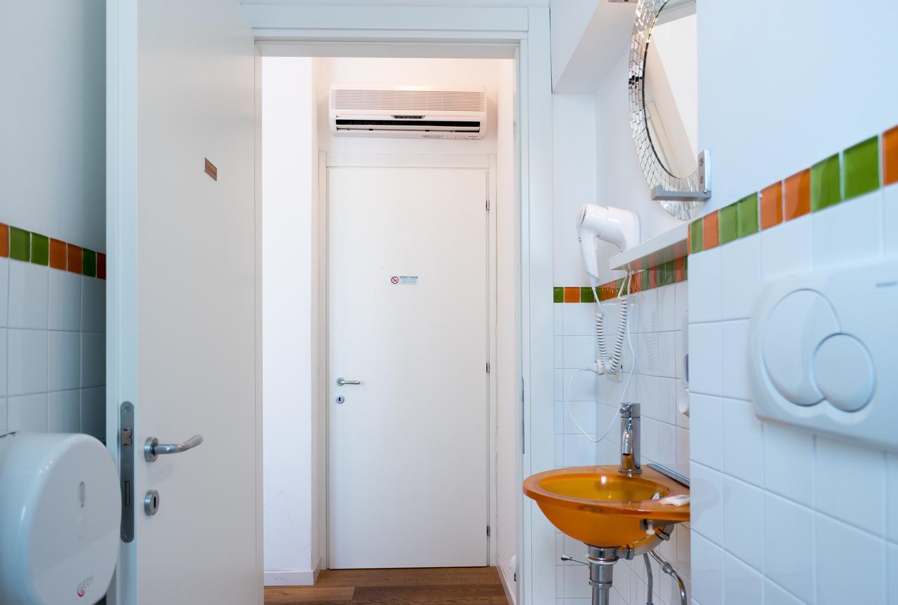 Ca' Rebeka Venice - Atika & Atif Guest house