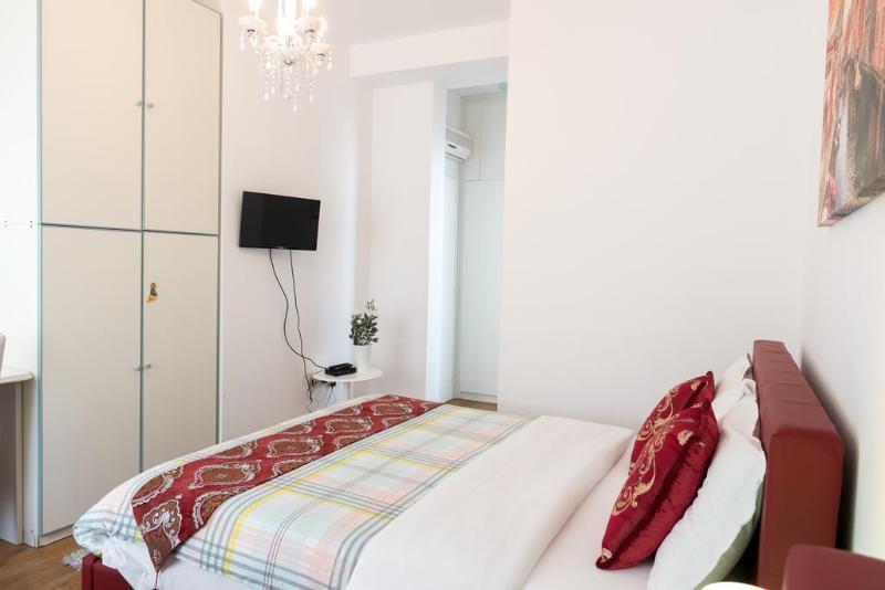 Ca' Rebeka Venice - Atika & Atif Mestre